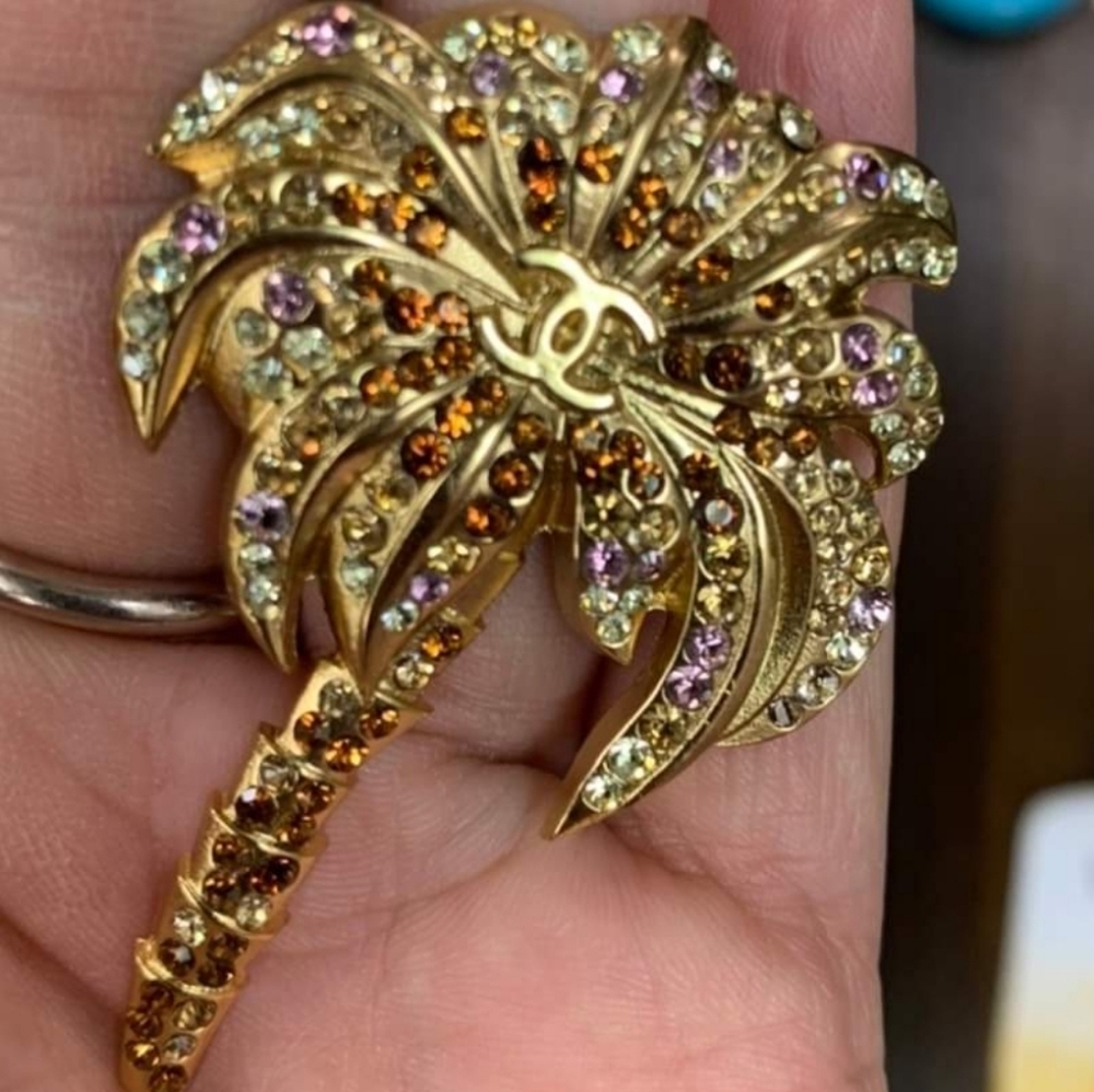Very rare Palm tree brooch